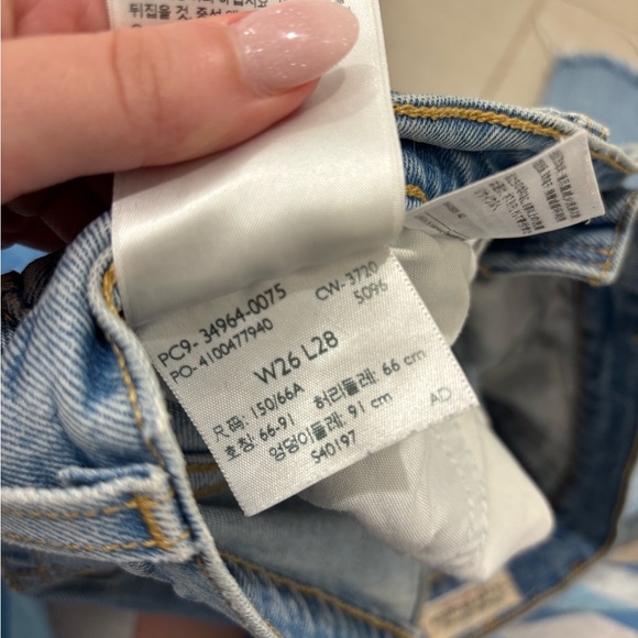 Levi’s Premium Wedgie Straight Jeans - Picture 3 of 5